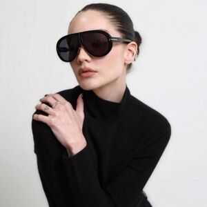 Tom Ford Troy Aviator Sunglasses Black